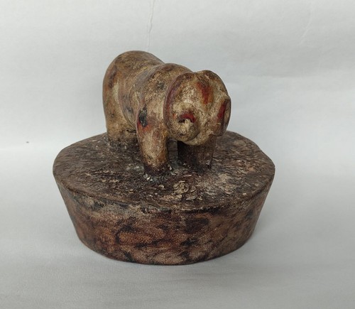 Antique figure mouton - antique, naïve