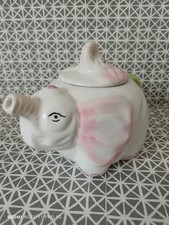 Théière en forme d'élephant blanc vert rose