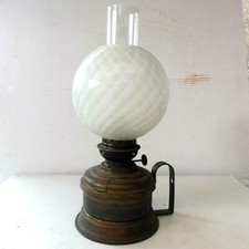 LAMPE A PETROLE EN CUIVRE