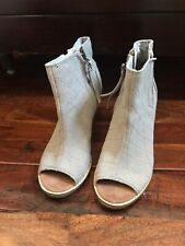 TOMS Majorca Quilted Suede Leather Peep Open Toe Booties Heels Boots Size 5.5