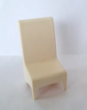 Chaise blanc beige maison - chaise,