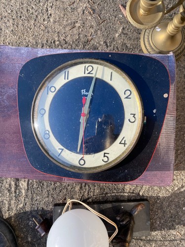 Pendule annee reviser - pendule, a