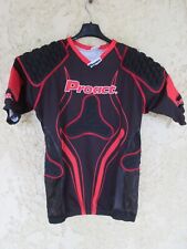 Maillot protection rugby épaulières PROACT noir rouge IRB L