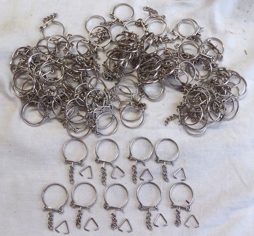 Gros lot attaches - d'attaches, pince