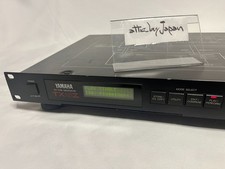 YAMAHA TX81Z Synthétiseur