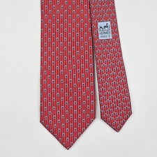 HERMES TIE 626009 OA mors de cheval rayé étrier sur cravate en soie rouge