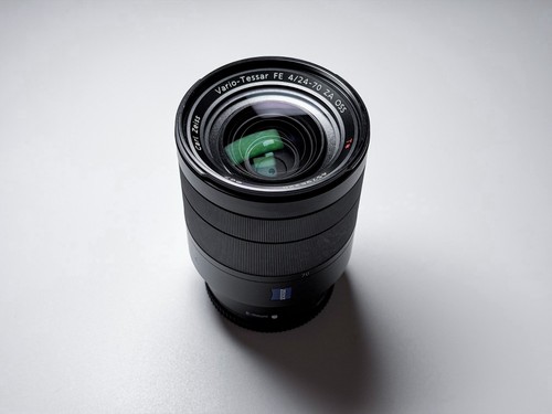 Sony objectif zoom 70mm 4 - sony,