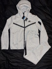 nike tech fleece New With