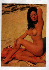 NATURISME / Mlle MONIQUE , BRONZAGE à la PLAGE