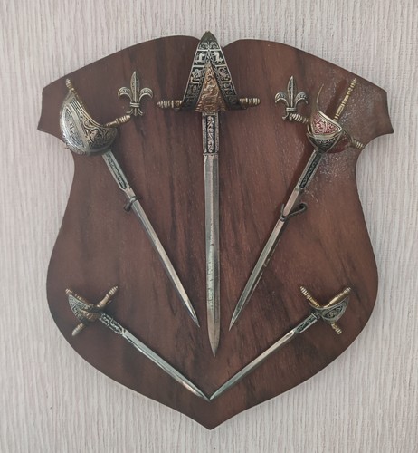 Panoplie épées souvenir - panoplie, d'épées