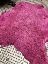 très belle peau de mouton Authentique Comme Neuf