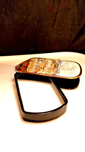 Loupe ancienne avec - avec, en