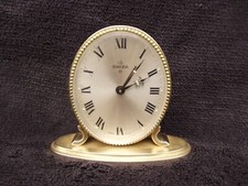 ancienne petite pendule réveil UTI SWIZA 8 jours SWISS uti mécanique SUISSE