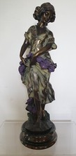 sculpture femme fleurs 64 cm