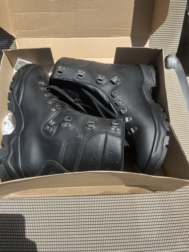 Bottes chaussures militaires - bottes,