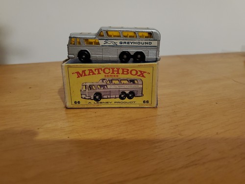 Greyhound bus matchbox - matchbox, series