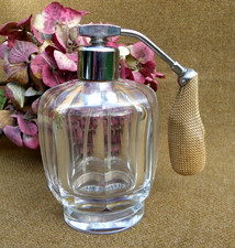 BACCARAT - ANCIEN VAPORISATEUR DE PARFUM EN CRISTAL TAILLÉ EN FACETTES MALMAISON