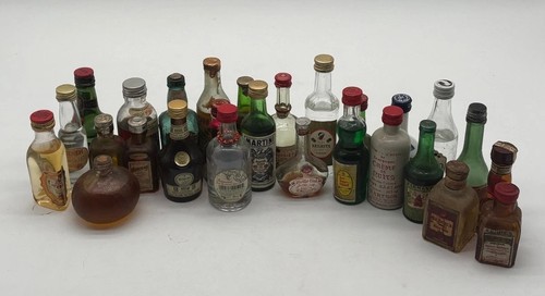 Lot mignonnettes pleines - de,