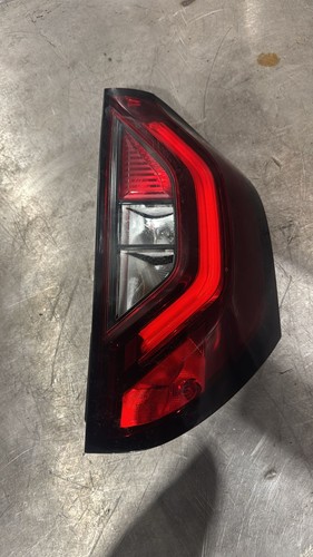 Feux arriere droit renault
