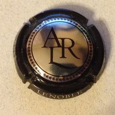 Capsule de Champagne LENOBLE (31. contour noir (rosé))
