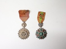 Ensemble de deux Médailles