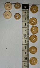 10 Boutons 4 Trous Résine creme 10 à 11 mm