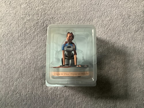 Figurine lara croft - lara, tomb