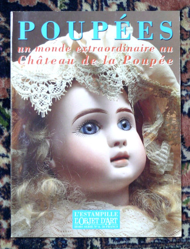 Poupee monde extraordinaire - un,