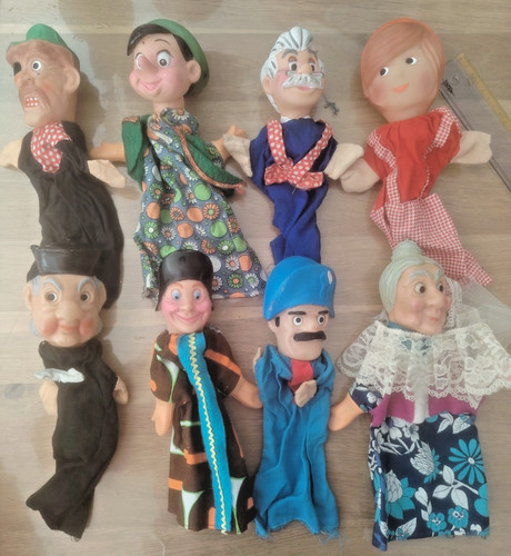 Lot marionnettes à main - 8,