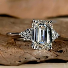 Bague solitaire diamant blanc