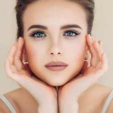 T LECLERC ROUGE A LEVRES satiné REGALBE HYDRATE LES LEVRES 27 CHARNEL VAL 21€