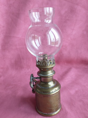 Jolie ancienne mini lampe - ancienne,