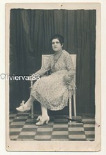 Vintage photo 1917 - Woman studio portrait in flower dress