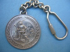 Porte clés - LE  PETIT  TROTTEUR  05 LAYE - Cross   Course en Forêt