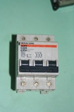 disjoncteur 3p u20 C32n