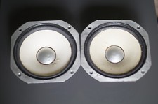 JBL LE8t deux haut parleurs de legende