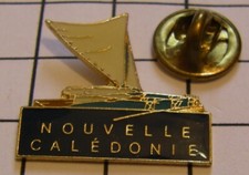 Pins PIROGUE TRADITIONNELLE A BALANCIER PRAO NOUVELLE CALEDONIE NEW CALEDONIA