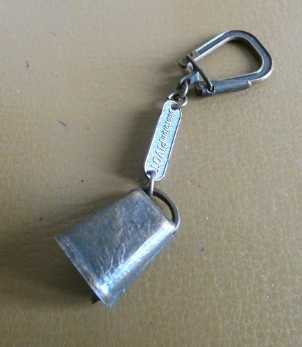 Ancien porte clé - , métal