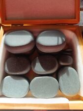 Coffret bois de 18 pierres de massage en basalte*