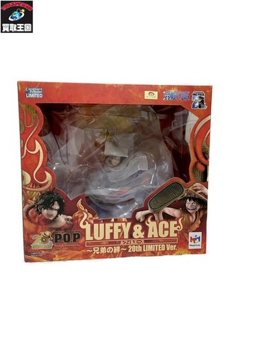 Figurine one piece p - figurine, p.o.p