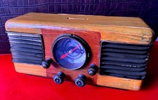 Pendule tire-lire radio (factice) en bois style vintage années 50