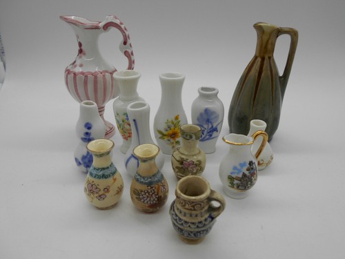 Lot miniatures vase - 13,