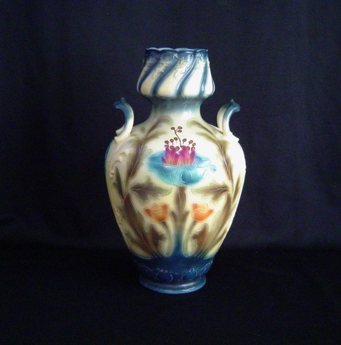 Unusual royal bonn vase - unusual, hand