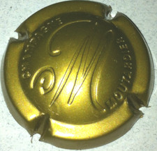 Capsule de champagne MOUTARDIER Jean (12b. estampée caramel)