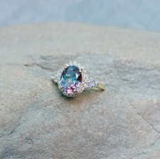 Bague halo alexandrite