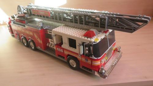 Miniature camion pompiers