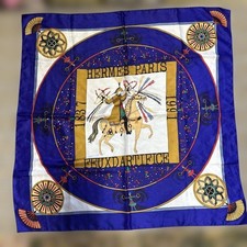 Écharpe HERMES Carre 90 feux