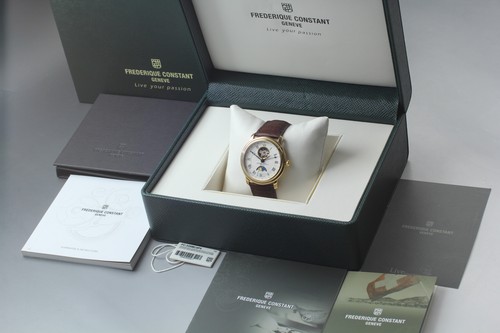 Near mint box - [near, homme