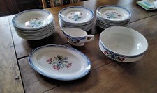 BEL ANCIEN SERVICE DE TABLE