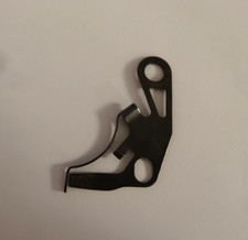 Doigt de retenue (droite) pour Machines à coudre Singer 740 - 760